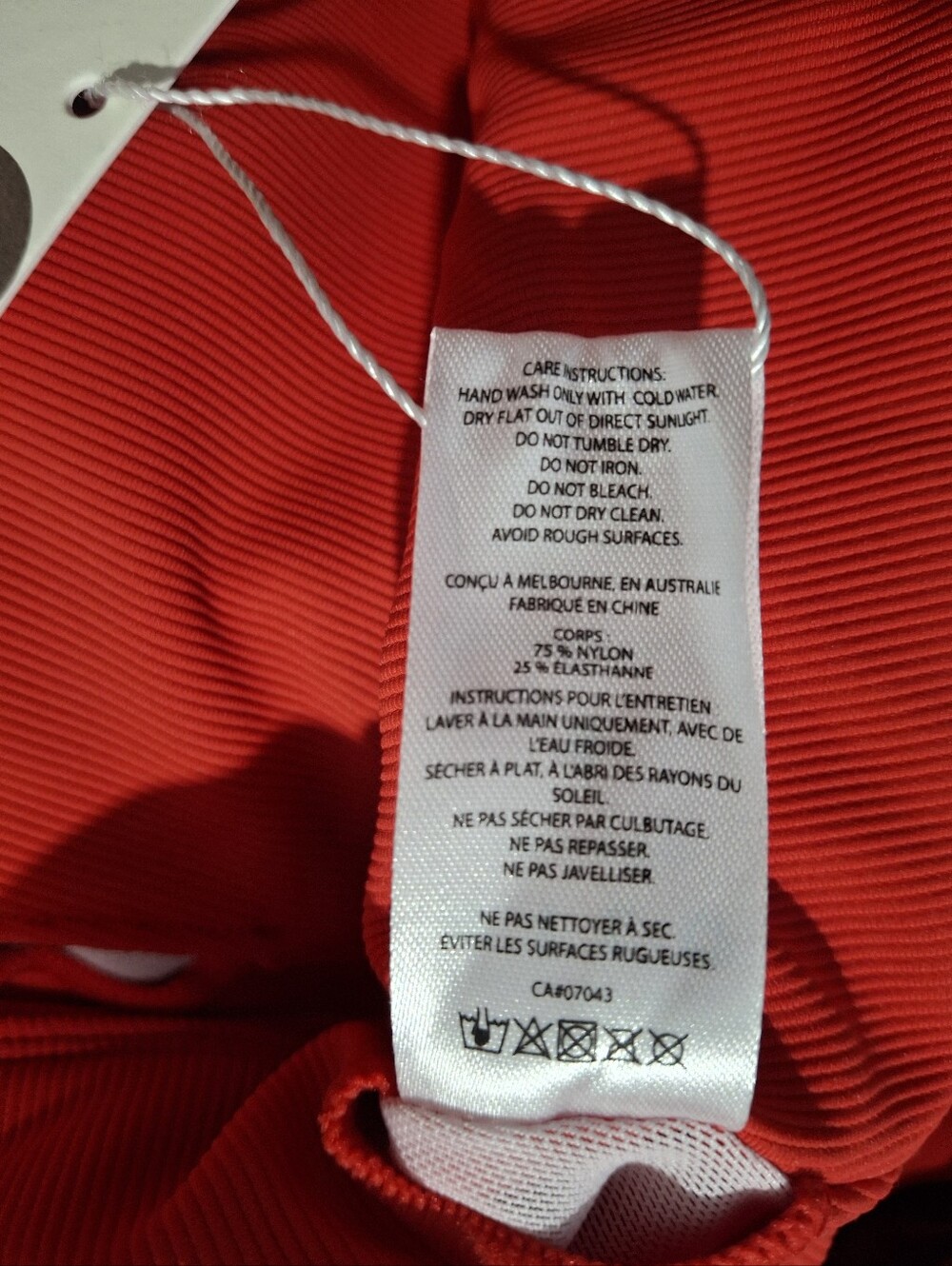 WILO The Label Red Sports Bra & High-Waist Bike Shorts Set Size S NWT - Picture 4 of 5